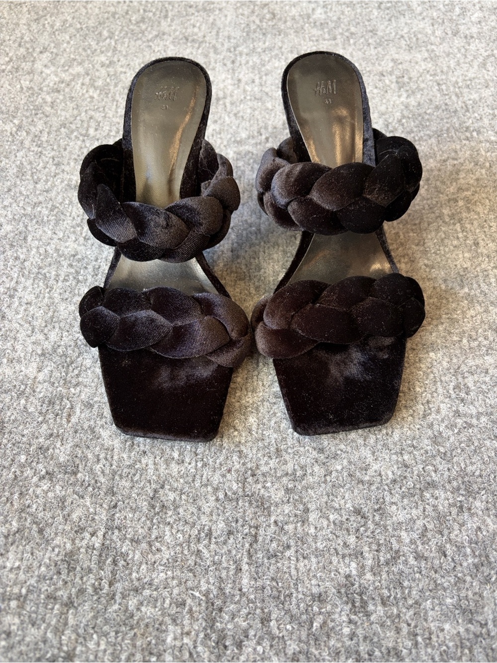 H&M Black Braided Velvet Slideā Heels